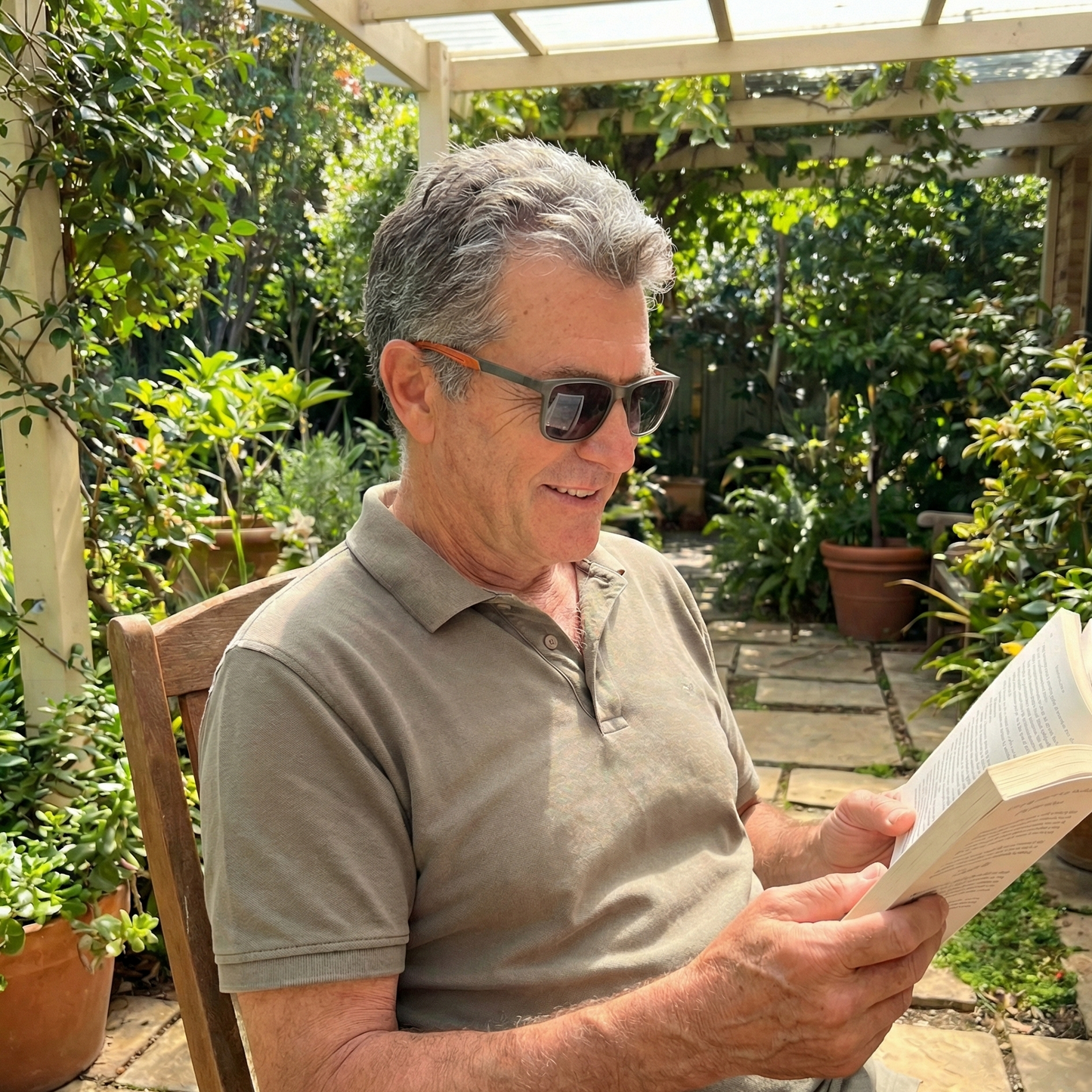 Multifocal Photochromic Screen Comfort Readers